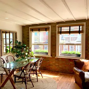  Apartment Your Private Hoxton Sleeps 3 Zone 1 United Kingdom